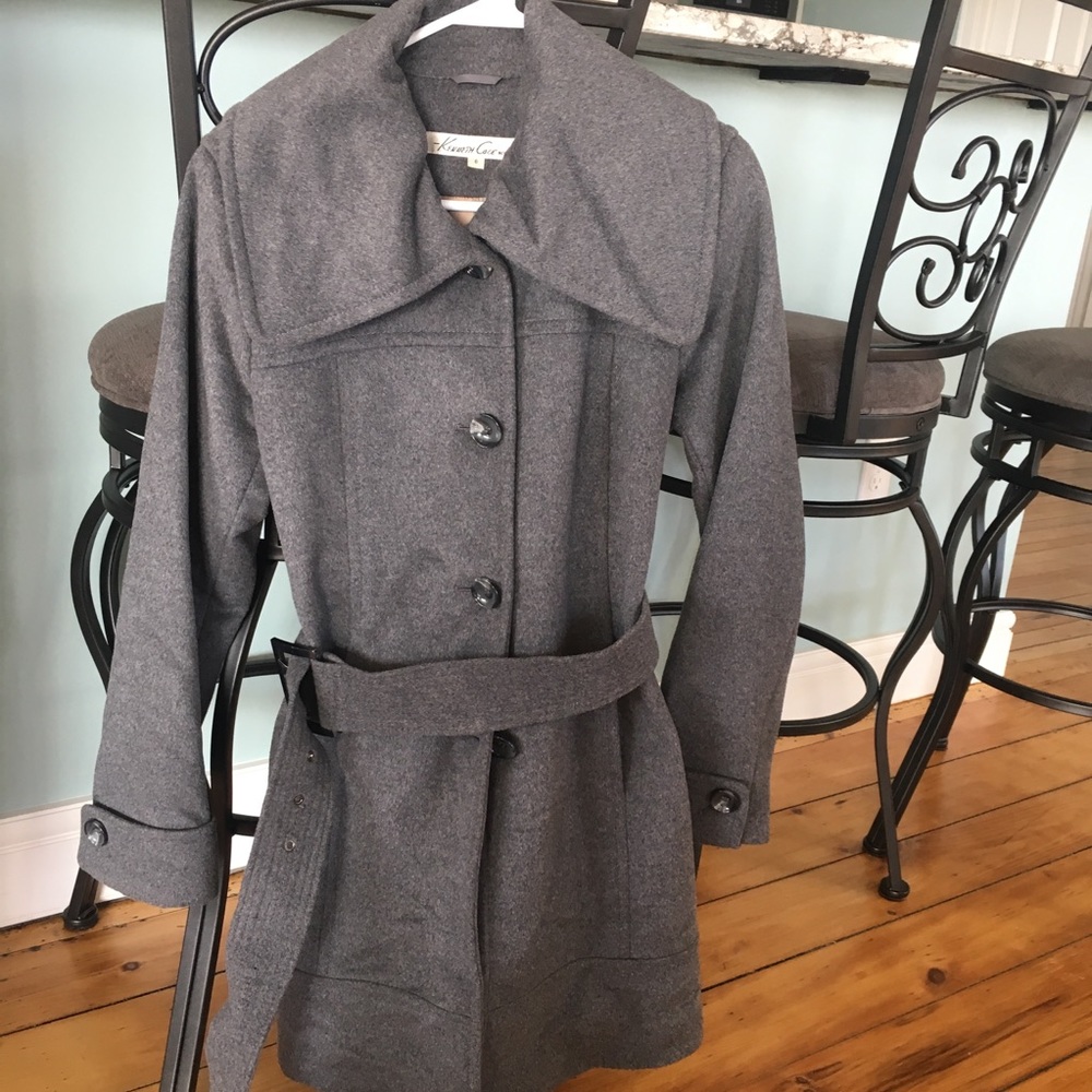 Ladies Kenneth Cole Gray Wool Jacket, Size 6